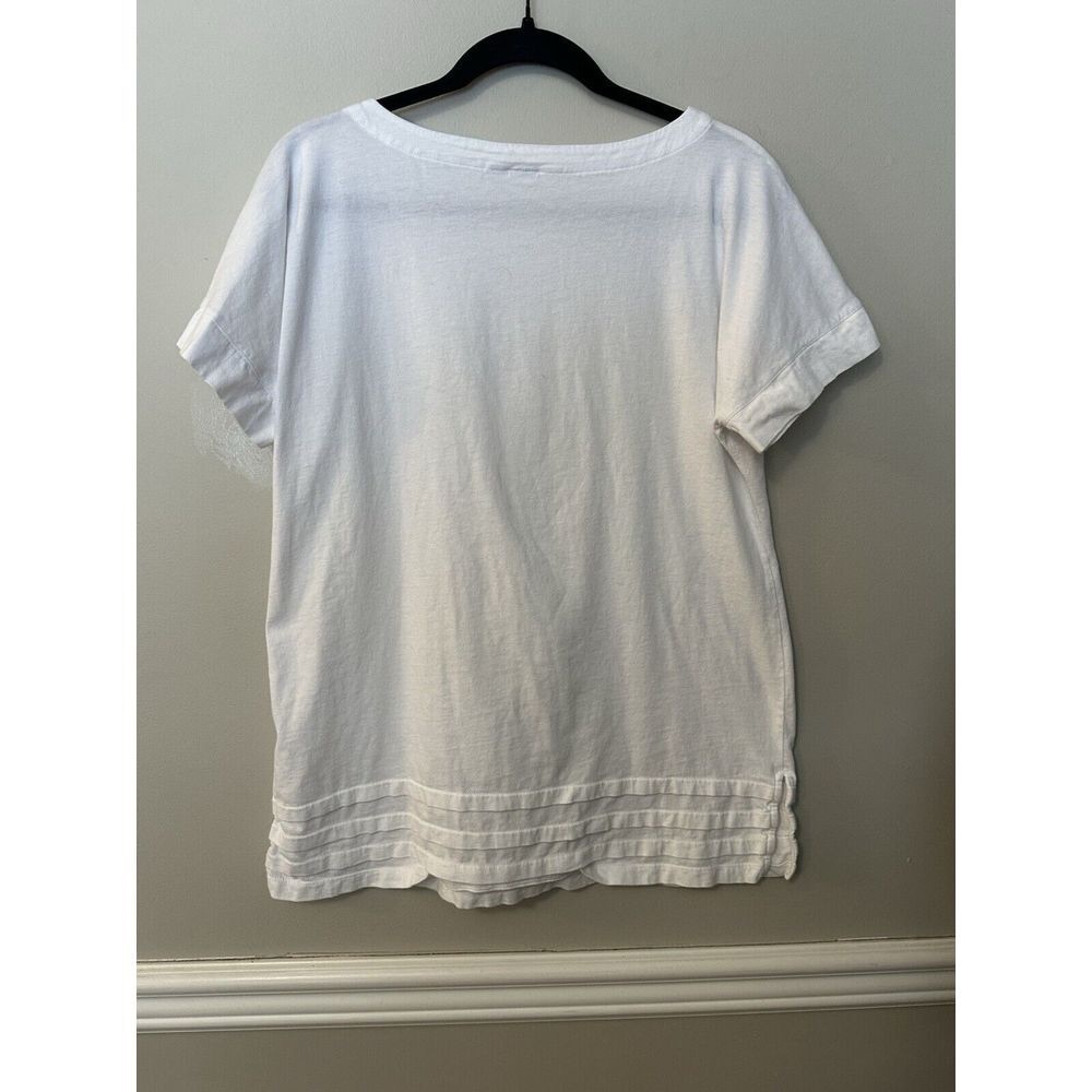 Women's White Short Sleeve Knit Top with Tiered Hem Detail